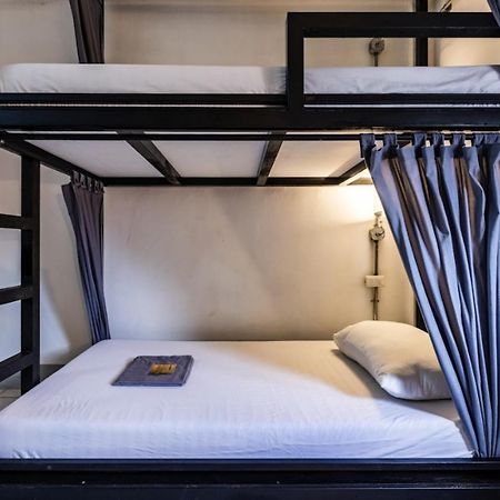 Mad Monkey Cebu City (Adults Only) Εξωτερικό φωτογραφία