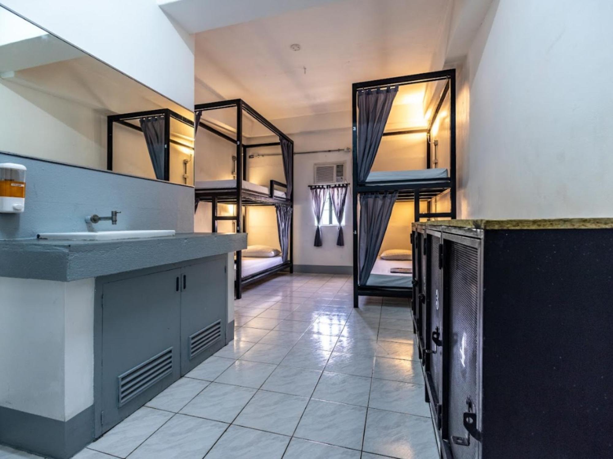 Mad Monkey Cebu City (Adults Only) Εξωτερικό φωτογραφία
